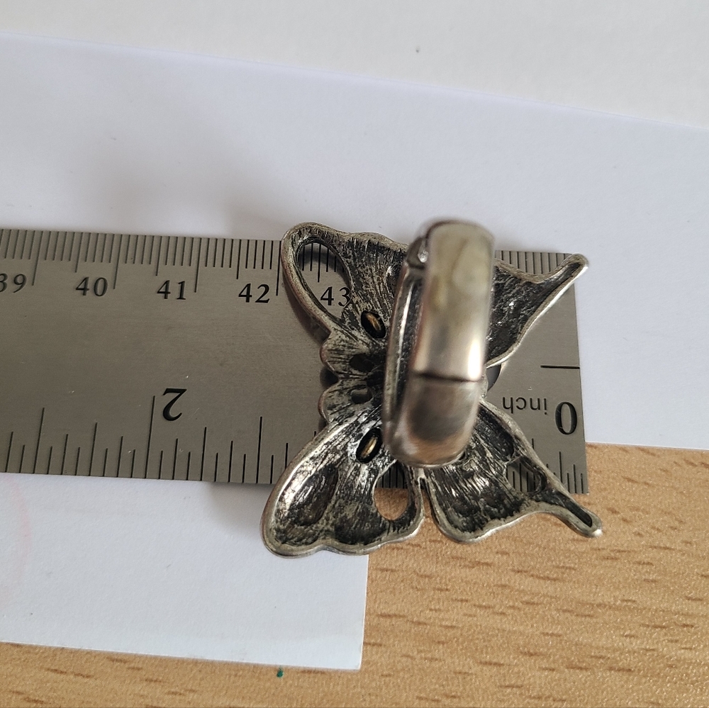 Vintage Dark Silver Tone Pewter Boho Chunky Openwork Rhinestone Butterfly Ring - Picture 14 of 15